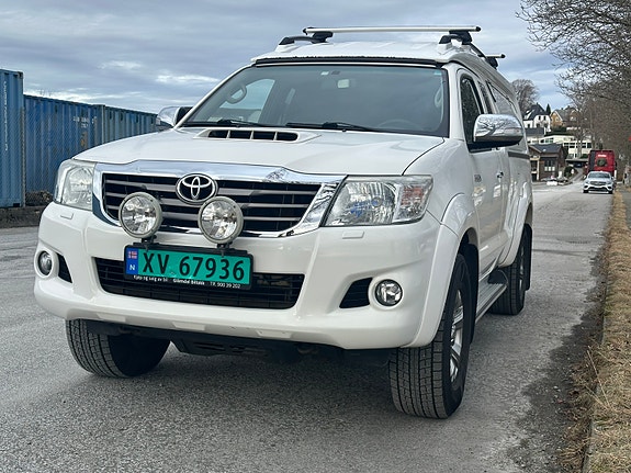 Toyota HiLux 5 of 30