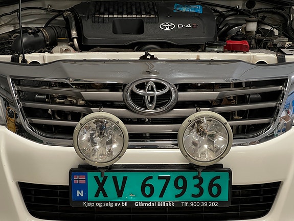 Toyota HiLux 26 of 30