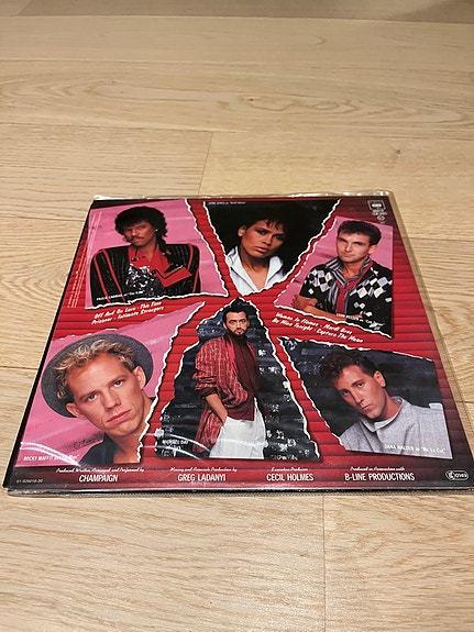 Product image 2 of 5
