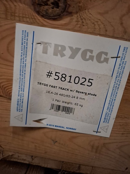 Trygg 480/65x24 2018, kr 7 500,-