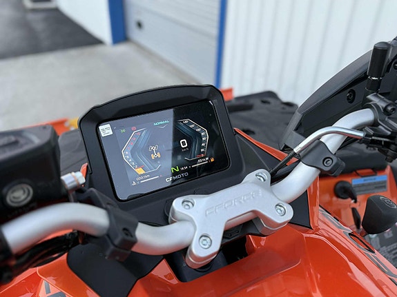 CFMOTO CFORCE 1000 - Servostyring - Hengerfeste - Ledlys - Låsbar diff foran & bak - Vinsj - Fanger foran & bak - Bagasjeboks / Finans / Innbytte Mulig bil - atv - traktor 28 of 30