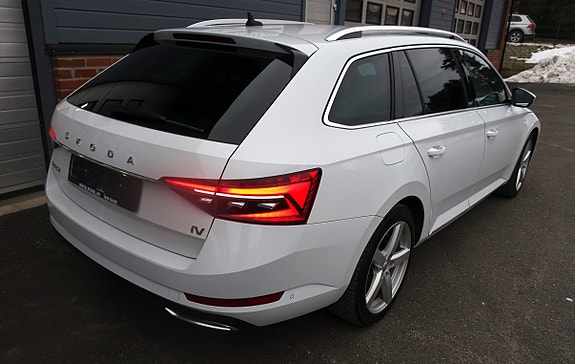 Skoda Superb 7 of 20