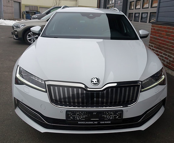 Skoda Superb 5 of 5