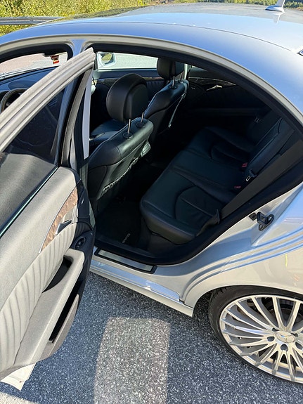 Mercedes-Benz E280 15 of 19