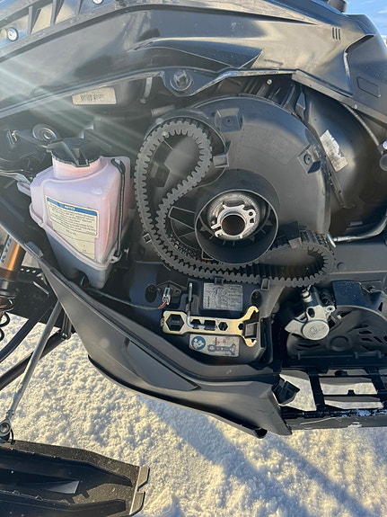 Ski-doo Summit X Expert 850 E-TEC Turbo 13 of 13