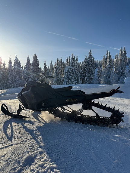 Ski-doo Summit X Expert 850 E-TEC Turbo 2 of 13