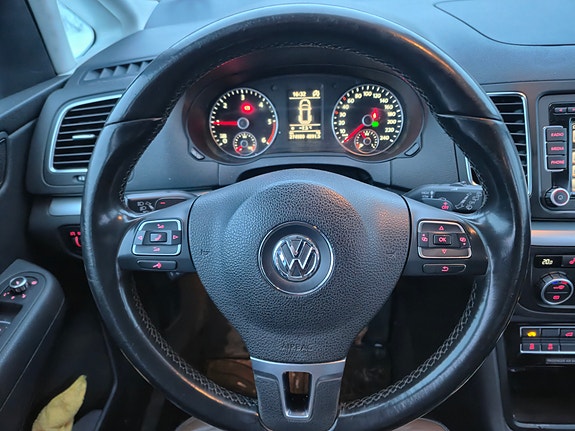 Volkswagen Sharan 13 of 28