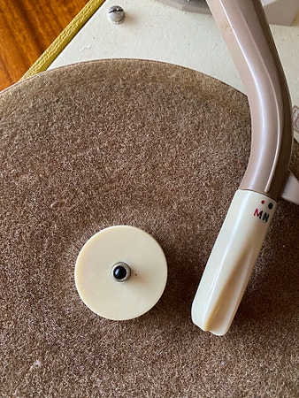 Vintage Philips bærbar platespiller i koffert – retro