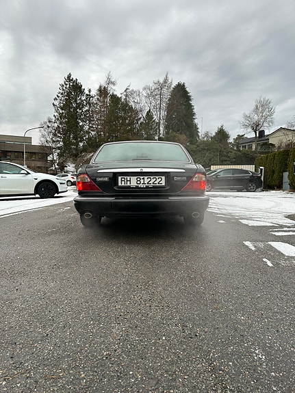 Jaguar XJ 6 of 24