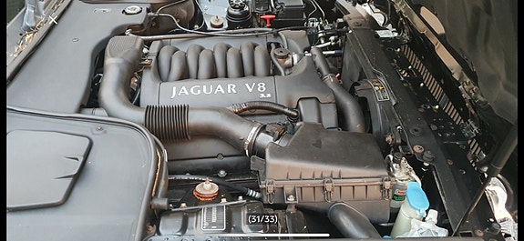 Jaguar XJ 10 of 24