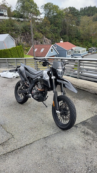 Aprilia SX 125 7 of 12