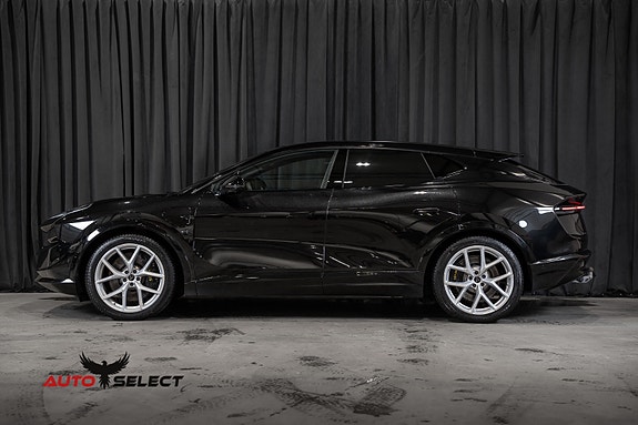 Lotus Eletre 5 of 5