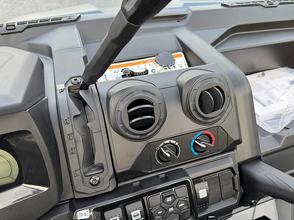 Can-Am Traxter HD9 XU m/Varmeapparat 14 of 14