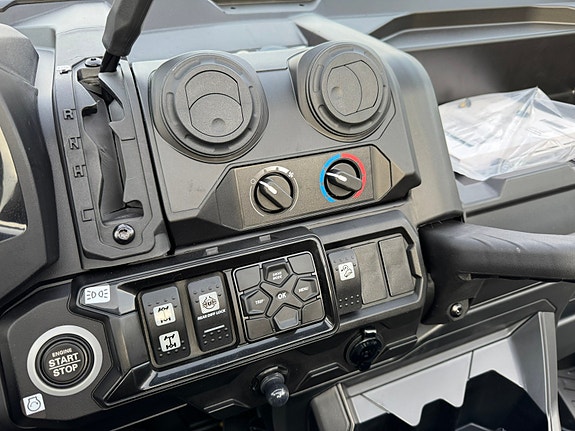 Can-Am Traxter HD9 XU m/Varmeapparat 12 of 14