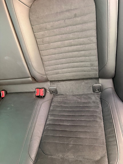 Volkswagen Passat 19 of 28