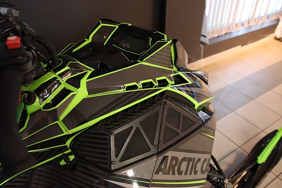 Arctic-cat M 858 146 7 of 21