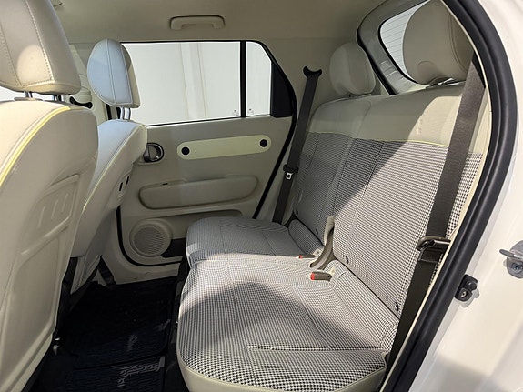 Hyundai Inster 26 of 30