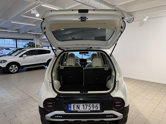 Hyundai Inster 28 of 30