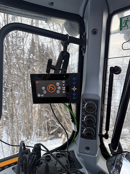 Valtra T175 Direct med Twin Track Kesla T326 Kran m/Biogrip 2025, kr 2 690 000,-