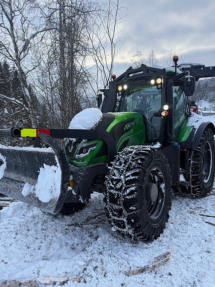 Valtra T175 Direct med Twin Track Kesla T326 Kran m/Biogrip 2025, kr 2 690 000,-