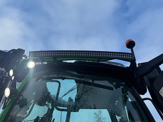 Valtra T175 Direct med Twin Track Kesla T326 Kran m/Biogrip 2025, kr 2 690 000,-