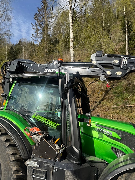 Valtra T175 Direct med Twin Track Kesla T326 Kran m/Biogrip 2025, kr 2 690 000,-