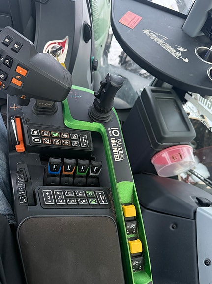 Valtra T175 Direct med Twin Track Kesla T326 Kran m/Biogrip 2025, kr 2 690 000,-