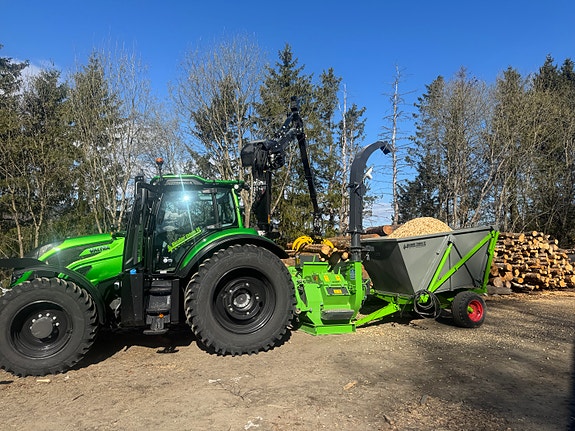 Valtra T175 Direct med Twin Track Kesla T326 Kran m/Biogrip 2025, kr 2 690 000,-