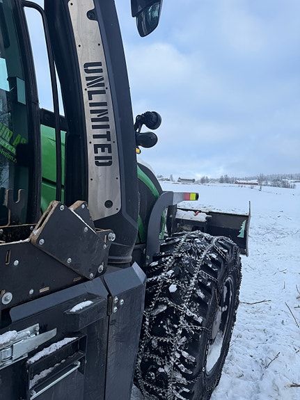 Valtra T175 Direct med Twin Track Kesla T326 Kran m/Biogrip 2025, kr 2 690 000,-