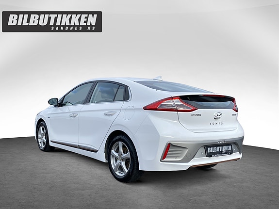 Hyundai IONIQ 3 of 5