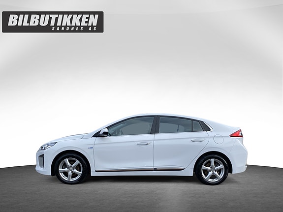 Hyundai IONIQ 2 of 5