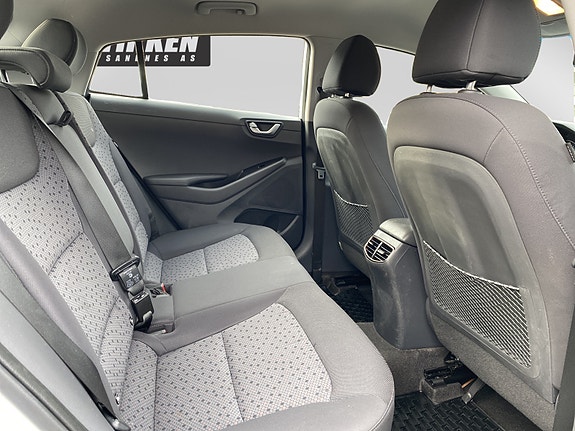 Hyundai IONIQ 20 of 21