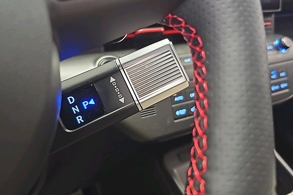 Hyundai Kona 14 of 30