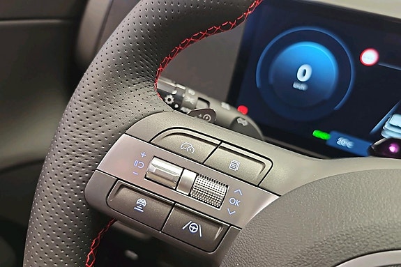 Hyundai Kona 16 of 30