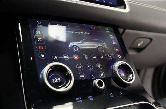 Land Rover Range Rover Velar 19 of 27