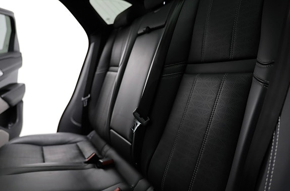 Land Rover Range Rover Velar 7 of 27