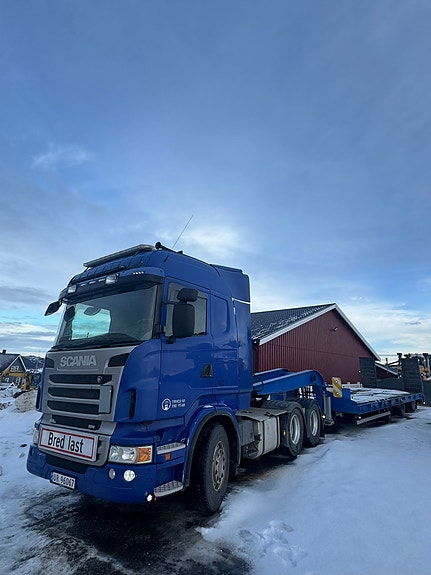 Scania R 560 Trekkvogn m Maskinsemi
