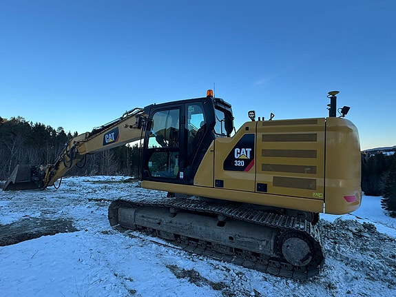 Cat 320