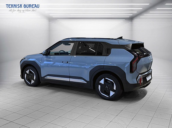 Kia EV3 4 of 5