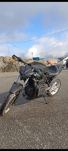 BMW K75 Cafe Racer/Black matt 6 of 17