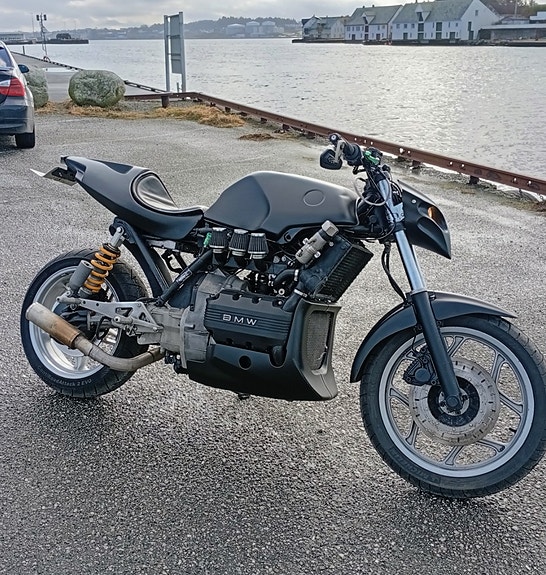 BMW K75 Cafe Racer/Black matt 8 of 17