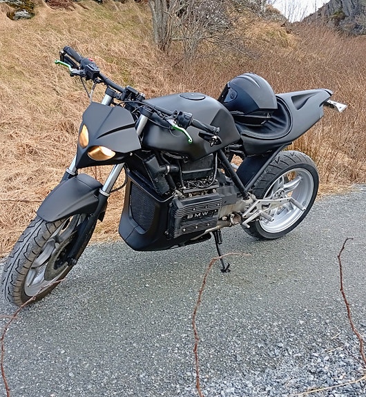 BMW K75 Cafe Racer/Black matt 16 of 17