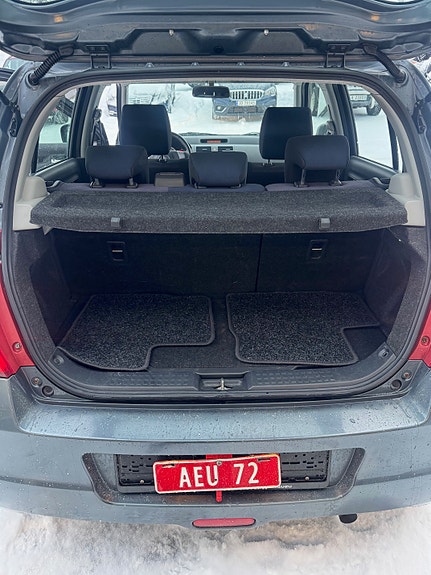 Suzuki Swift 10 of 11