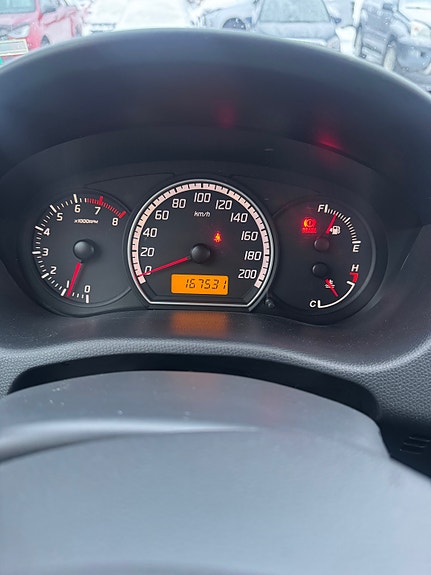 Suzuki Swift 7 of 11