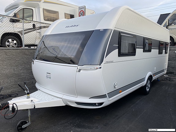 Hobby 560 WFU Prestige // Stort bad på hele bakveggen // Alde varme // Ta kontakt for ett SUPERTILBUD!