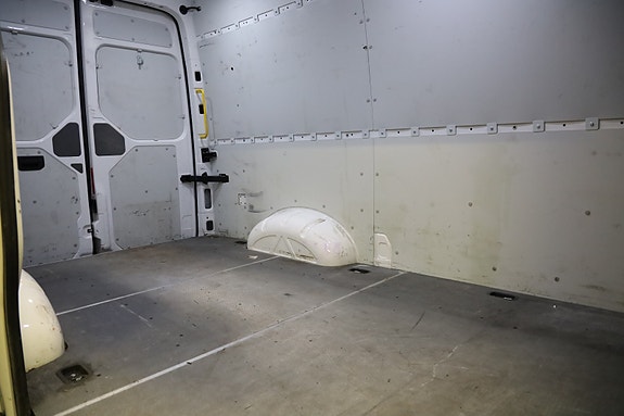 Volkswagen Crafter 9 of 11