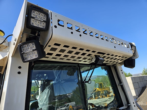 Liebherr 736 05 LGP 9 of 28