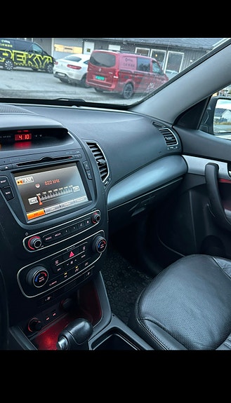 Kia Sorento 10 of 11