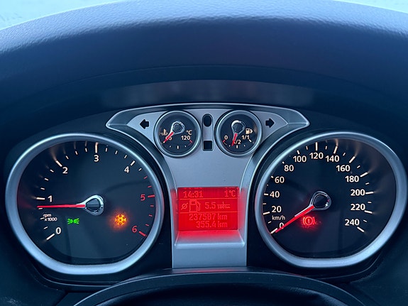 Ford Focus 13 of 21