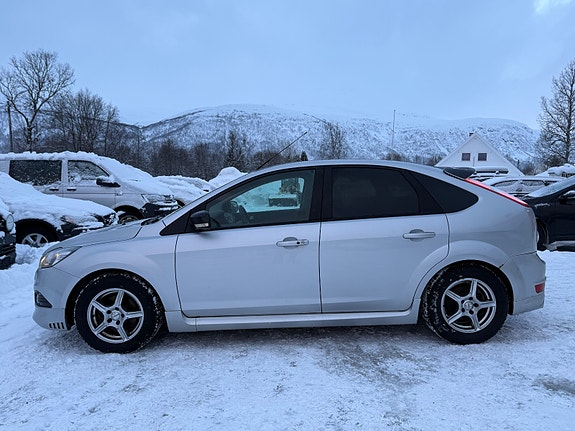 Ford Focus 8 of 21